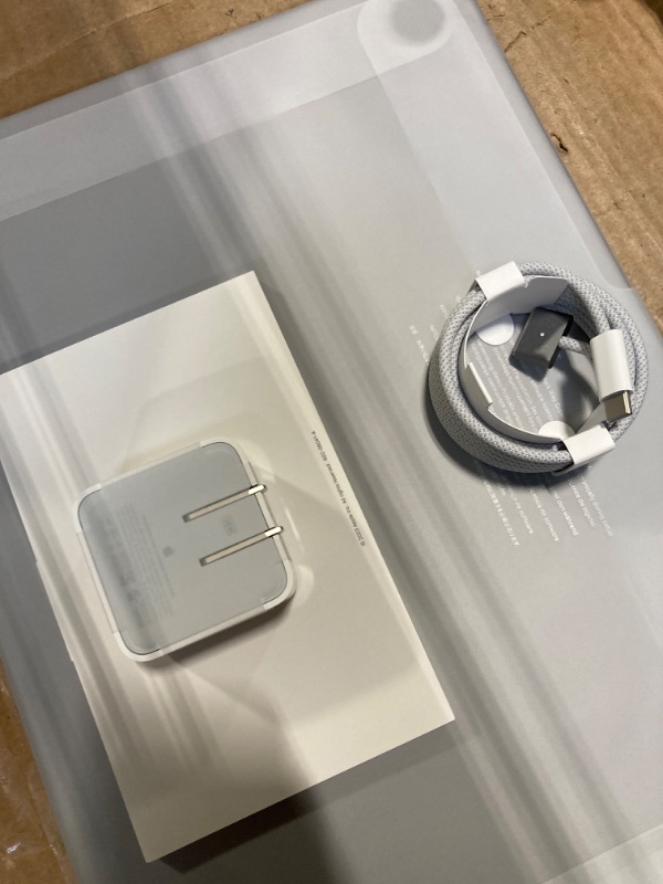 Photo 6 of ***FACTORY SEAL ONLY OPEN FOR VERIFICATION**
Apple 2023 MacBook Air Laptop with M2 chip: 15.3-inch Liquid Retina Display, 8GB Unified Memory, 256GB SSD Storage, 1080p FaceTime HD Camera, Touch ID. Works with iPhone/iPad; Space Gray 8GB RAM 256GB Space Gra