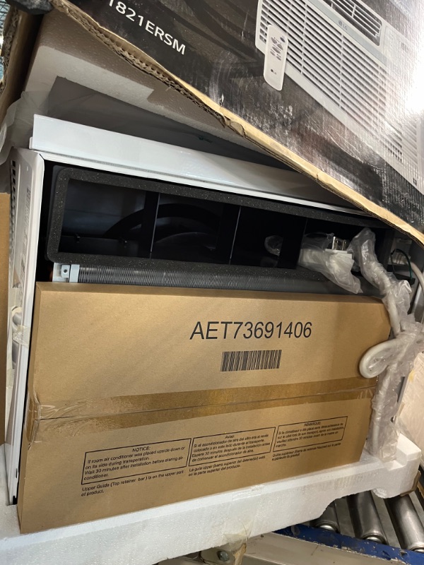 Photo 6 of **see pics - damage to vent - untested - be advised - rest of unit seems good condition***
LG 18,000 BTU Smart Window Air Conditioner, 230/208V, Cools Room up to 1000 Sq. Ft. for Bedrooms, Living Room, Apartments, with Remote, 3 Fan Speeds, 24-Hour Timer,