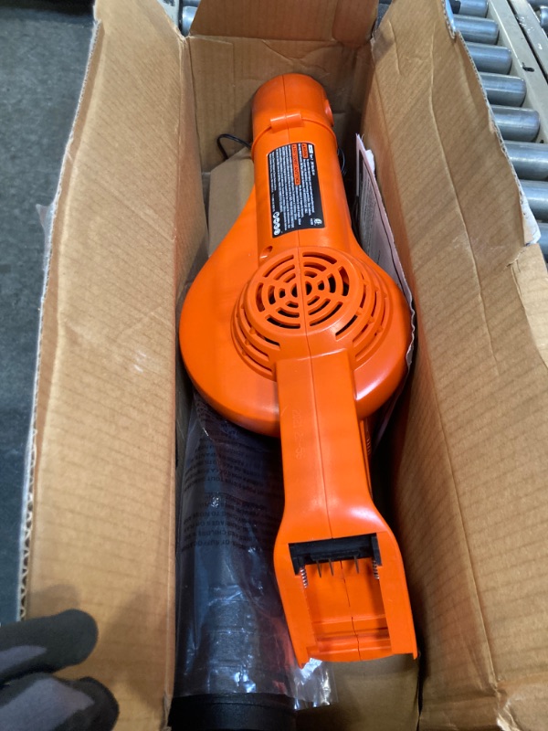 Photo 3 of ***Sold for parts, NO RETURN*** BLACK+DECKER 20V MAX Cordless Leaf Blower, Lawn Sweeper, 130 mph Air Speed, Lightweight Design, Battery and Charger Included (LSW221)
***battery charger does not work***