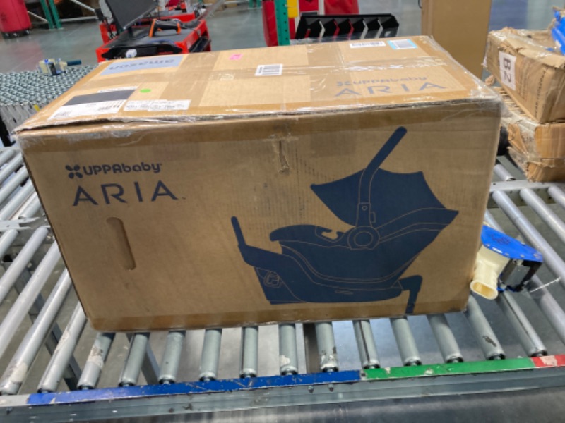 Photo 1 of ***NEEDS TO BE CLEANED***
UPPAbaby Aria Lightweight Infant Car Seat/Just Under 6 lbs for Easy Portability/Base with Load Leg + Infant Insert Included/Direct Stroller Attachment/Jake (Charcoal/Black Leather)