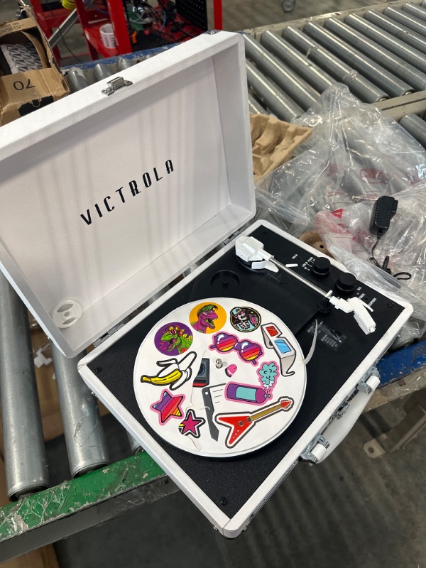 Photo 4 of ****USED** Victrola VSC-400SB-CNV Bluetooth Suitcase Turntable Canvas - Stickers (White) Canvas Sticker