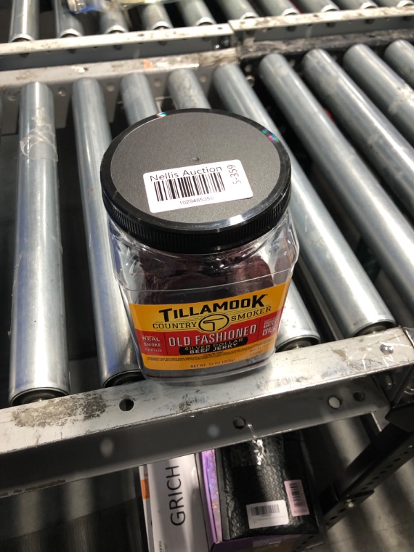 Photo 4 of ***(EXP:08/31/24 )NONREFUNDABLE***Tillamook Country Smoker Real Hardwood Smoked Silver Dollar Beef Jerky Old Fashioned 13 Ounce