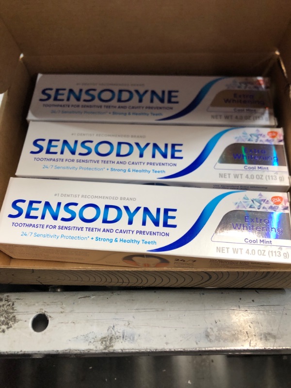 Photo 2 of ***(EXP:2025 )NONREFUNDABLE***Sensodyne Extra Whitening Sensitive Teeth and Cavity Prevention Whitening Toothpaste, Amazon Exclusive, Cool Mint -4 Ounces (Pack of 3) Mint 4 Ounce (Pack of 3)