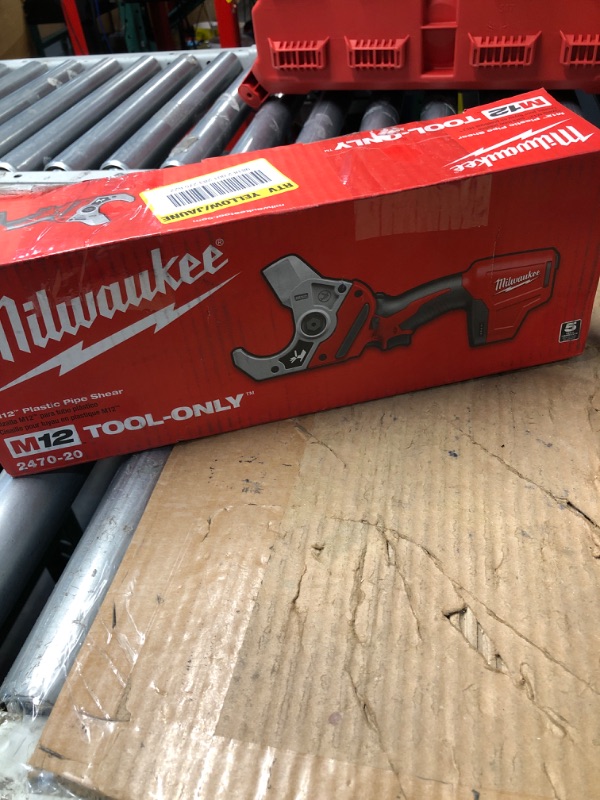 Photo 2 of 
Milwaukee
M12 12V Lithium-Ion Cordless PVC Pipe Shear (Tool-Only)