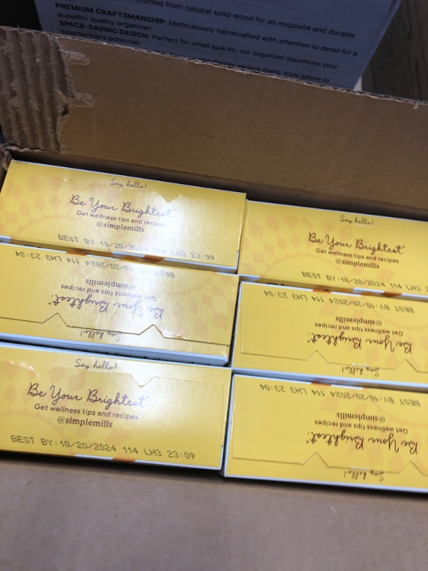Photo 1 of **NON-REFUNDABLE, EXP: 10/20/2024** Simple Mills Almond Flour Crackers, Farmhouse Cheddar - Gluten Free, Healthy Snacks, 4.25 Ounce (Pack of 1) Farmhouse Cheddar 4.2 Ounce (Pack of 6)
