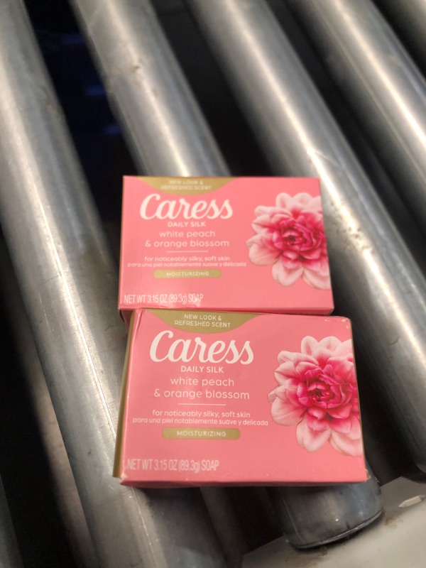 Photo 2 of **2PACK** Caress Nature's Silk Beauty Bar