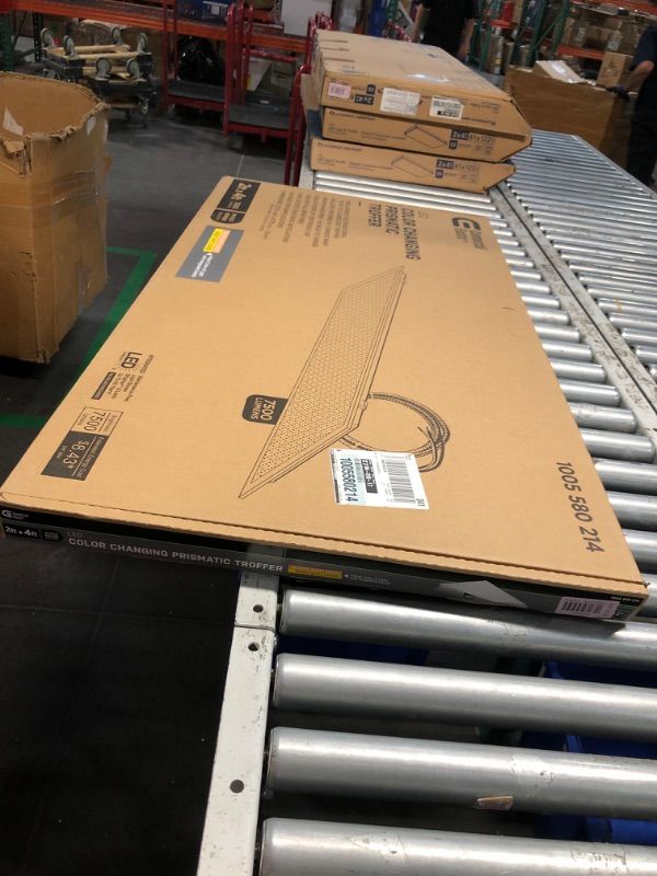 Photo 1 of ***USED - LIKELY MISSING PARTS - UNABLE TO VERIFY FUNCTIONALITY***
2 ft. x 4 ft. 128-Watt Equivalent Integrated LED White Troffer, 3500K/4000K