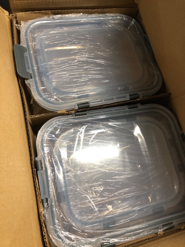 Photo 2 of ** LOOKS NEW*** MCIRCO [80 oz & 36 oz Extra Large Glass Food Storage/Baking Containers Set with Lids, 2 Pack 80 oz(10 cup)&2 Pack 36 oz (4.5 cup) Airtight Glass Container,Microwave,Oven,Freezer and Dishwasher