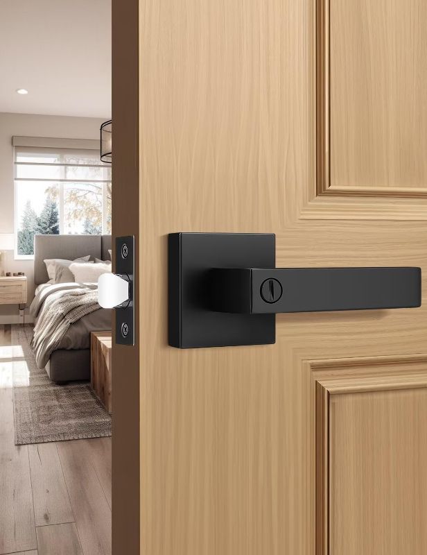 Photo 1 of **USED FRO PARTS ONLY NON-REFUNDABLE**Tinewa 1 Pack Square Privacy Door Levers Locksets in Matte Black Finish, Bed/Bath Door Levers Keyless Interior Handles, Reversible for Left Right Handed Doors