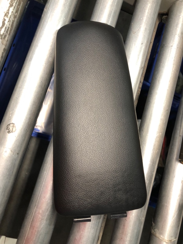 Photo 3 of ***USED - LIKELY MISSING PARTS - UNABLE TO VERIFY FUNCTIONALITY***
Brock Replacement Black Leatherette Center Console Lid Armrest Cover Compatible with A4 RS4 S4 Sedan & Wagon 8E0864245T1MX