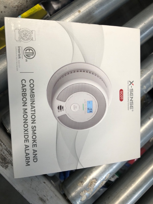 Photo 3 of ***FACTORY SEALED***
X-Sense 10-Year Battery Combination Smoke Carbon Monoxide Alarm Detector with Large LCD Display (Standalone Model) Standalone Model 1-Pack