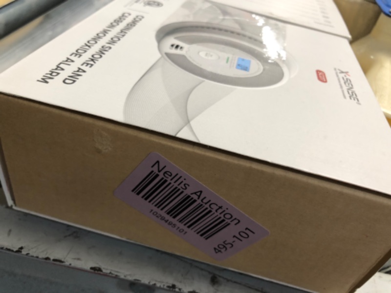 Photo 1 of ***FACTORY SEALED***X-Sense 10-Year Battery Combination Smoke Carbon Monoxide Alarm Detector with Large LCD Display (Standalone Model)