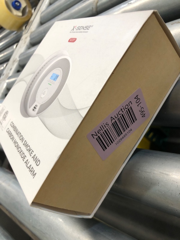 Photo 3 of ***FACTORY SEALED***X-Sense 10-Year Battery Combination Smoke Carbon Monoxide Alarm Detector with Large LCD Display (Standalone Model)