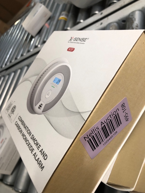 Photo 3 of ***FACTORY SEALED***X-Sense 10-Year Battery Combination Smoke Carbon Monoxide Alarm Detector with Large LCD Display (Standalone Model)