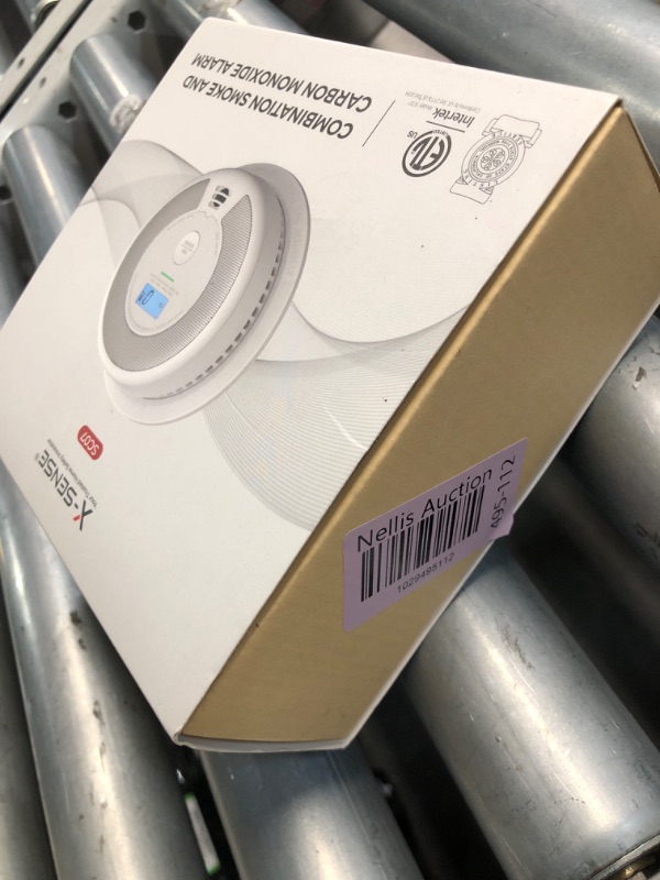 Photo 3 of ***FACTORY SEALED***X-Sense 10-Year Battery Combination Smoke Carbon Monoxide Alarm Detector with Large LCD Display (Standalone Model)