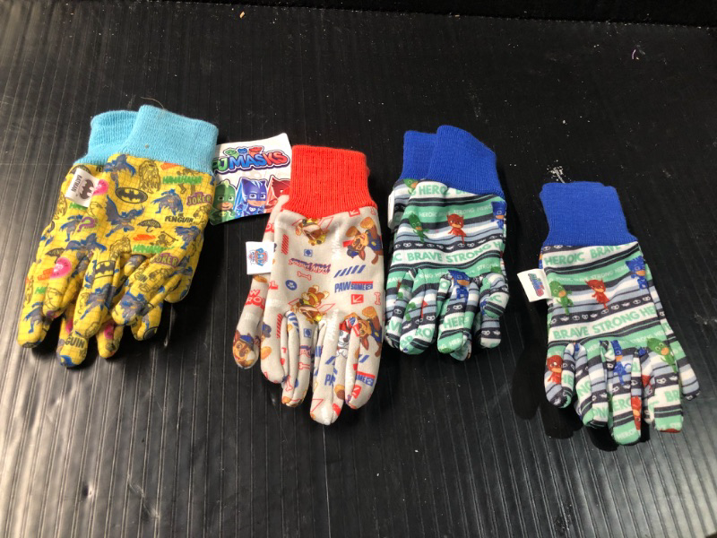 Photo 1 of ***STOCK PHOTO REFERENCE ONLY*** 4 PACK Toddler Jersey Gloves