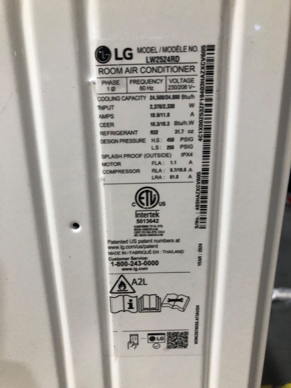 Photo 5 of ***MINOR DENTS AND STRATCHES. SEE PHOTOS***
LG 24,500 BTU Window Air Conditioner, 230V, Cools 1,560 Sq.Ft. (39' x 40' Room Size), Quiet Operation, Electronic Control with Remote, 3 Cooling & Fan Speeds, Auto Restart, White