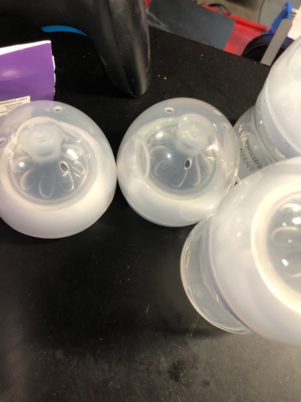 Photo 2 of **USED MISSING 2 BOTTLES**Philips AVENT Natural Baby Bottle with Natural Response Nipple, Clear, 4oz, 4pk