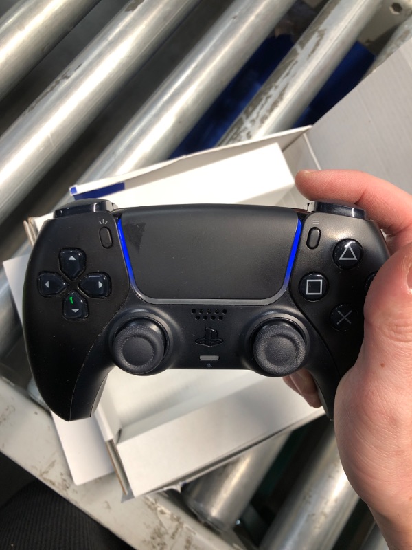 Photo 2 of (READ FULL POST) PlayStation 5 - DualSense Wireless Controller