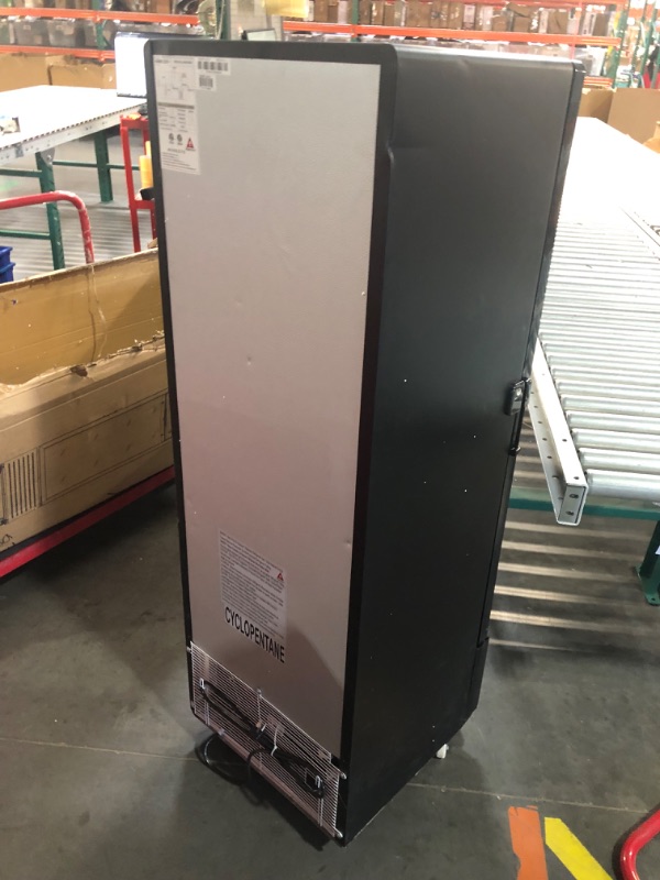 Photo 1 of ***USED - MAJOR DAMAGE - SEE COMMENTS***
KoolMore KM-MDR-1GD-8C 21 in. One Glass Door Commercial Display Merchandiser Refrigerator Cooler in Black, ETL Listed, 8 cu. ft