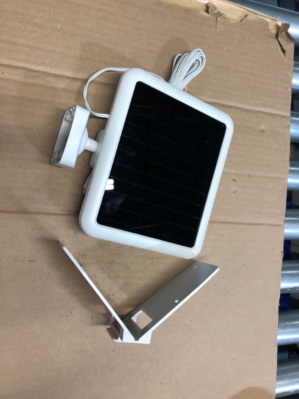 Photo 2 of ***FOR PARTS ONLY**(READ NOTES)
LED Solar Seucrity Light with Motion Sensor, 1500 Lumen Dual-Head Flood Light with Separate Solar Panel, IP65 Waterproof for Yard Garage Porch