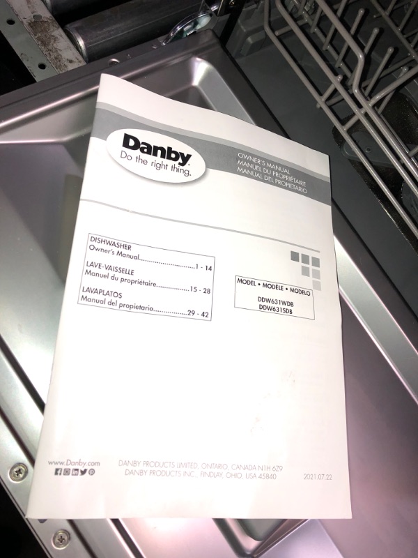 Photo 9 of ***DAMAGED - DENTED - SEE PICTURES***
Danby 21.6 in. Countertop Dishwasher in Silver with 6-Cycles, 54 dBA