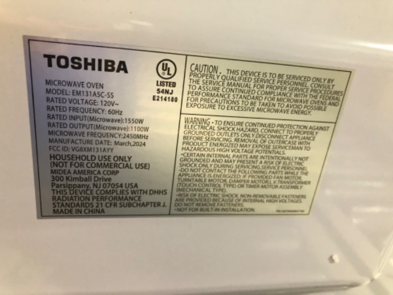 Photo 6 of ***NONREFUNDABLE - THIS SALE FINAL -  PARTS ONLY - SEE COMMENTS***
Toshiba SS Microwave Oven - 1.2 Cu ft, Smart Sensor