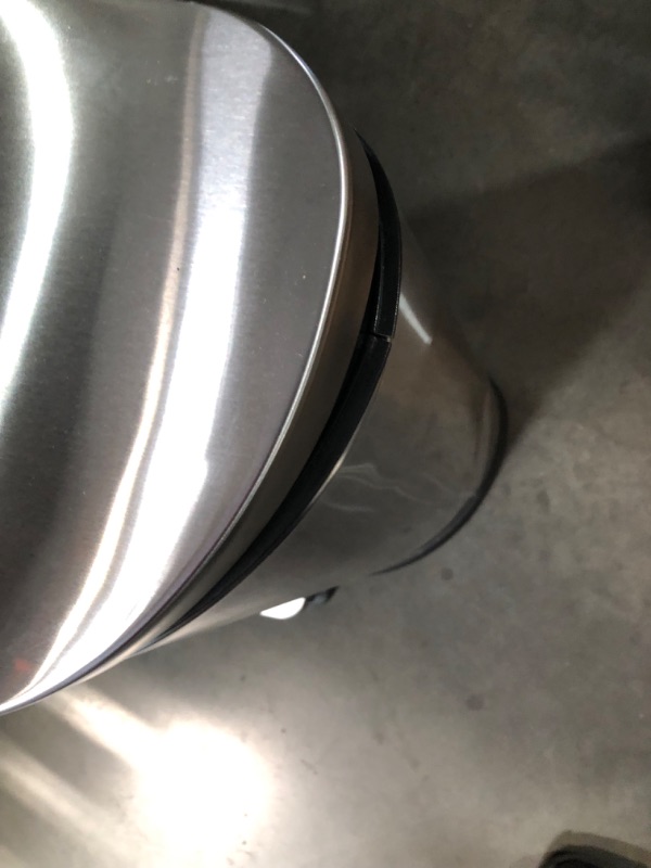 Photo 5 of ***USED - DAMAGED - DENTED - SEE PICTURES***
QUALIAZERO 50L/13Gal Heavy Duty Hands-Free Stainless Steel Commercial/Kitchen Step Trash Can