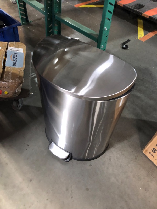 Photo 3 of ***USED - DAMAGED - DENTED - SEE PICTURES***
QUALIAZERO 50L/13Gal Heavy Duty Hands-Free Stainless Steel Commercial/Kitchen Step Trash Can