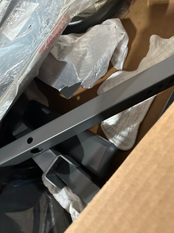 Photo 3 of ***USED - INCOMPLETE - NOT IN ORIGINAL PACKAGING - SEE PICTURES***
Innova Inversion Table with Adjustable Headrest, Reversible Ankle Holders, and 300 lb Weight Capacity