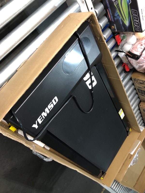 Photo 1 of ***DOESN'T POWER ON - SEE COMMENTS***
Walking Pad, Walking Pad Treadmill 330 lb Capacity?3 in 1 Portable Under Desk Treadmill for Home and Office with Remote Control, LED Display