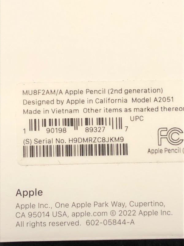 Photo 2 of Apple Pencil (2nd generation): Pixel-perfect precision and industry-leading low latency