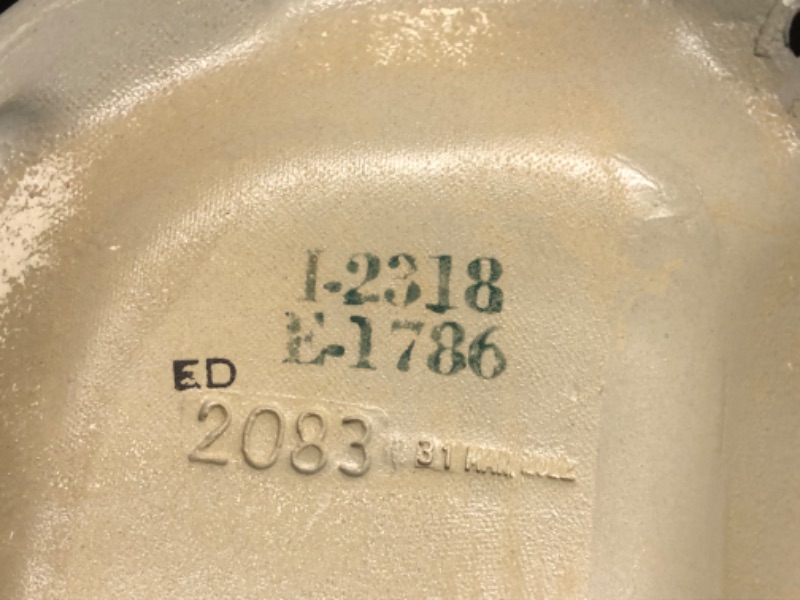 Photo 7 of ***USED - LIKELY MISSING PARTS - UNABLE TO VERIFY FUNCTIONALITY***
TOTO® Entrada™ E-Max® 1.28 GPF Toilet Tank Cotton White - ST243E#01