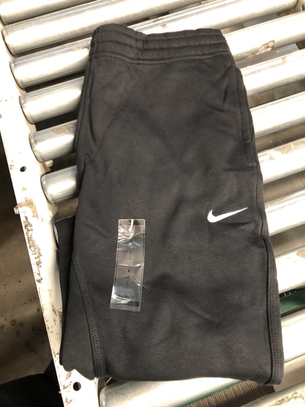 Photo 2 of ***STOCK PHOTO REFERENCE ONLY***Nike Club Men's Training Joggers Size Large