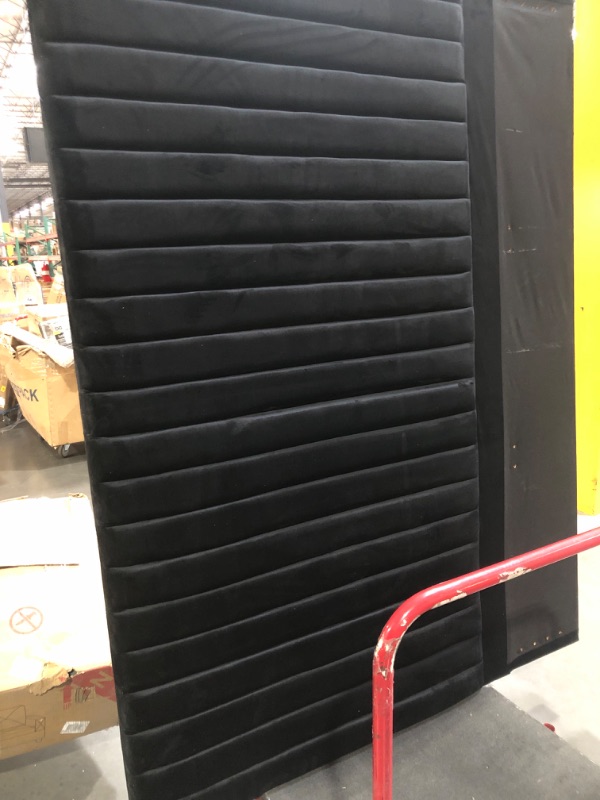 Photo 1 of **PARTS ONLY, HEADBOARD ONLY **BOX 1 OF 2 MISSING 2 OF 2**TRUCK PICK UP ONLY*
Meridian Furniture JonesBlack-K Jones Collection Modern | Contemporary Upholstered King Bed, Black Velvet, Channel Tufting, Brushed Brass Frame, 82.5" W x 86.5" D x 79" H, Black