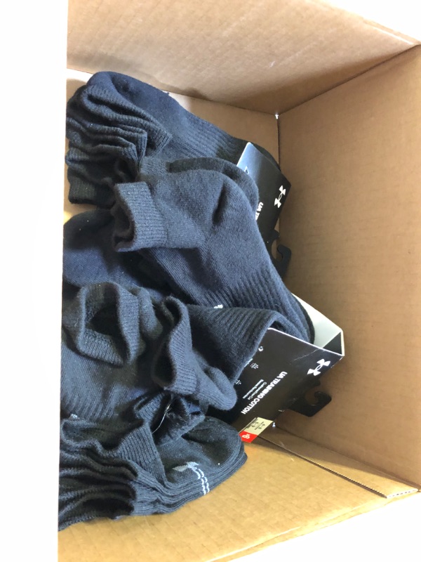 Photo 2 of 2 packs size 4-8 Adult Under Armour Training Cotton 6 Pack Ankle Socks Medium Black
