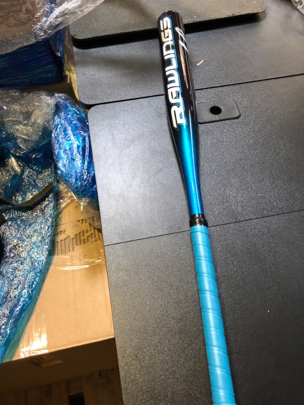 Photo 1 of Rawlings sparkle blue bat 