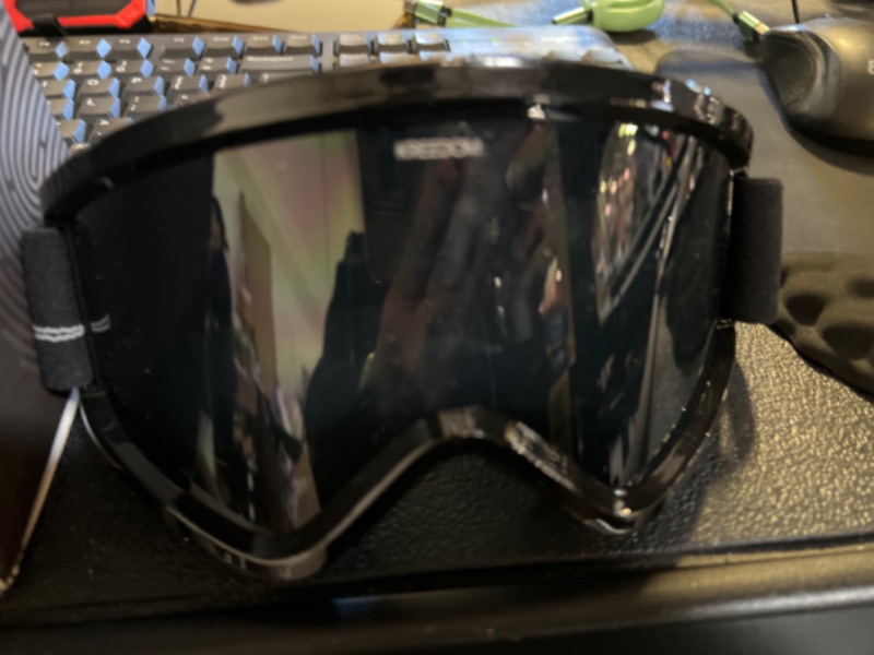 Photo 2 of HELIX SNOW GOGGLES