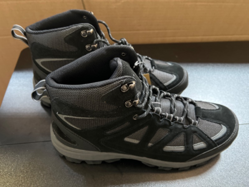 Photo 2 of Denali Outback Men's Hiking Boots   SIZE 13