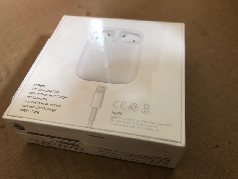 Photo 4 of Apple AirPods with Charging Case (Latest Model)