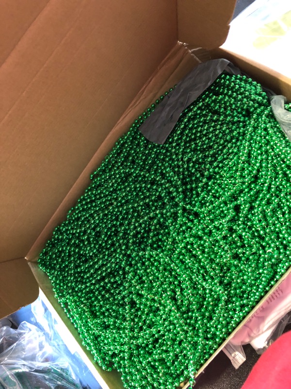 Photo 2 of 150 Pieces St. Patrick's Day Beads Necklaces Bulk 3 Inch 4 mm Irish Green Beads Necklace Round Plastic Bead Necklace Happy St Patrick's Day Costume Necklace for St. Patrick's Day Party Irish Decor