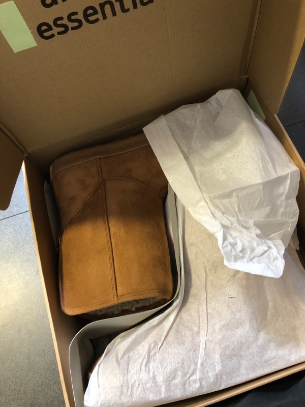 Photo 2 of 12.5 Amazon Essentials Women's Shearling Boot
 