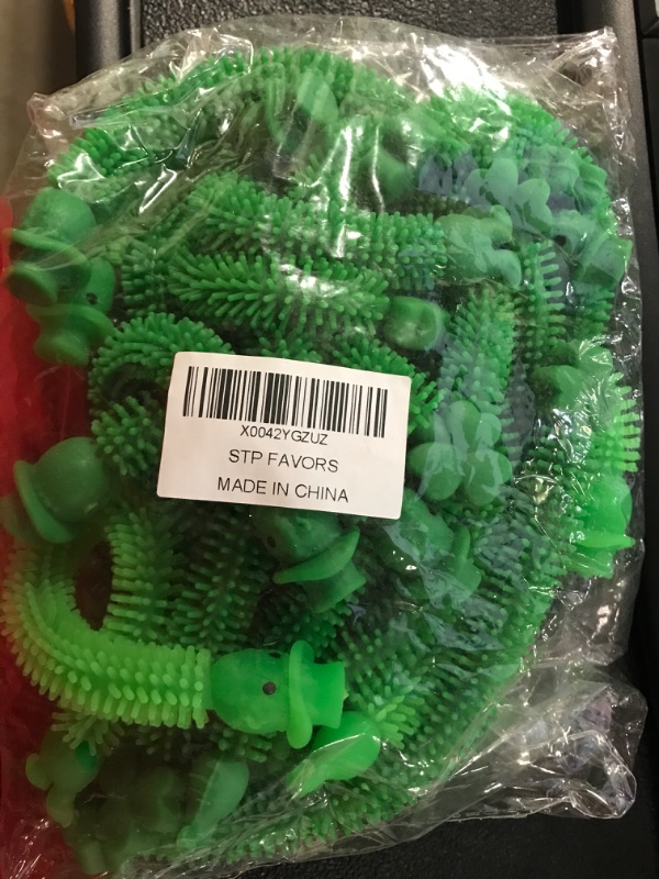 Photo 2 of 36 Pack St Patrick's Day Stretchy Strings Sensory Fidget Toys Pack,Autism Toys Great for Kids Treat Bags Gifts Stress Relief Party Favors,St Patrick's Day Party Decorations (St Patrick's Day)
Brand: Holydeck