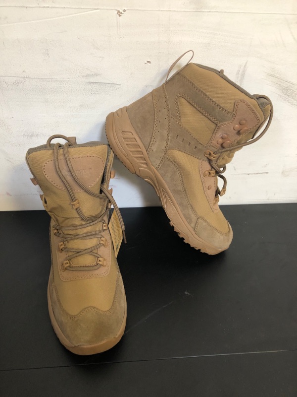 Photo 1 of Size 10---Denali Growler Men's Waterproof Tactical Service Boots