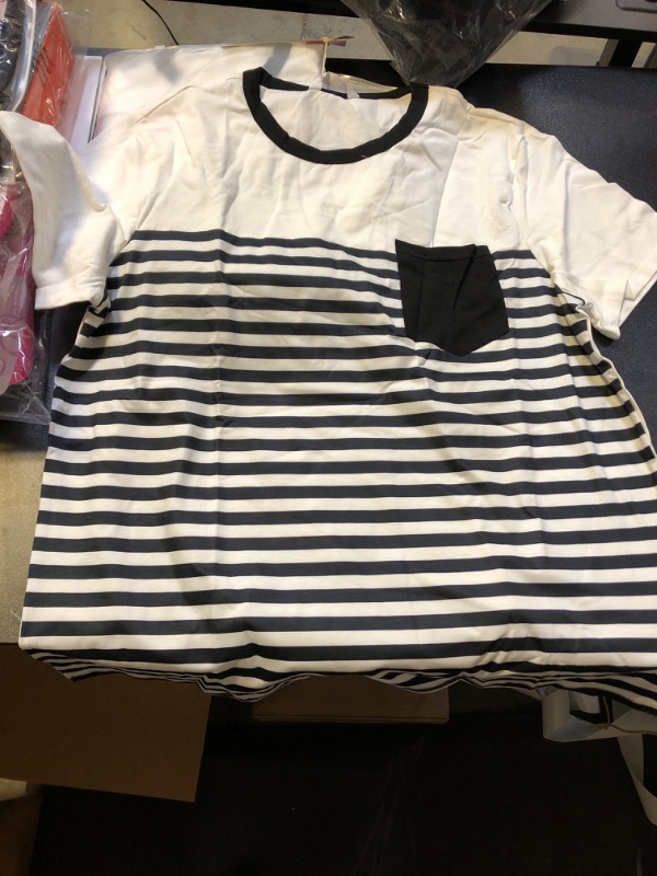 Photo 2 of FAMILY MATCHING COTTON SHORT SLEEVE T SHIRT AND CHEVRON STRIPED HALTER SPLICED - SIZE XL 