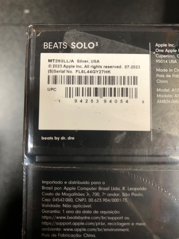 Photo 5 of Beats Solo3 Wireless On-Ear Headphones - Apple W1 Headphone Chip, Class 1 Bluetooth, 40 Hours of Listening Time, Built-in Microphone - Silver (Latest Model) (FACTORY SEALED, NEW)