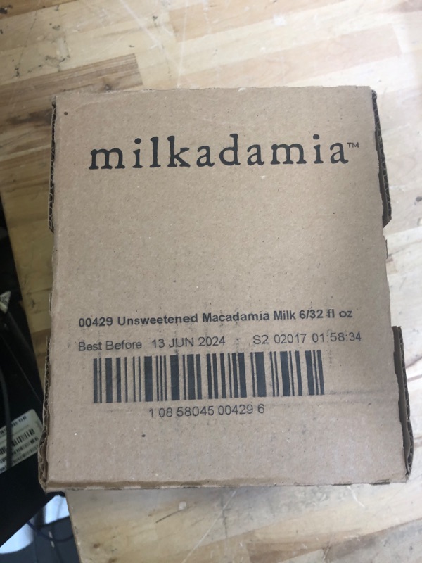 Photo 2 of (6 Pack)Milkadamia Unsweetened Milk 32 Fl Oz
