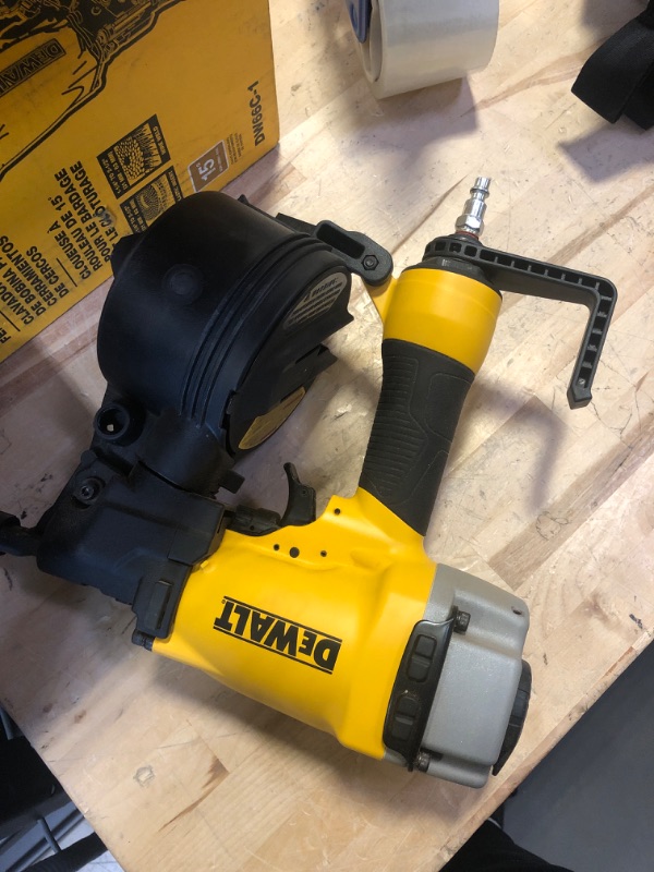 Photo 3 of DEWALT DW66C-1 2-1/2 Inch 15 Degree Coil Siding and Fencing Nailer