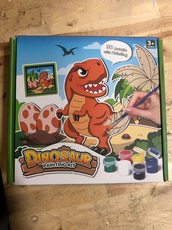 Photo 1 of 3D DINOSAUR PAINTING KIT