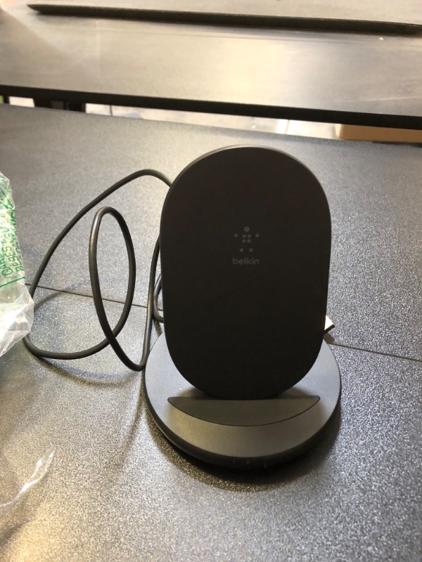 Photo 1 of Belin quick wireless charger for samsung phone 